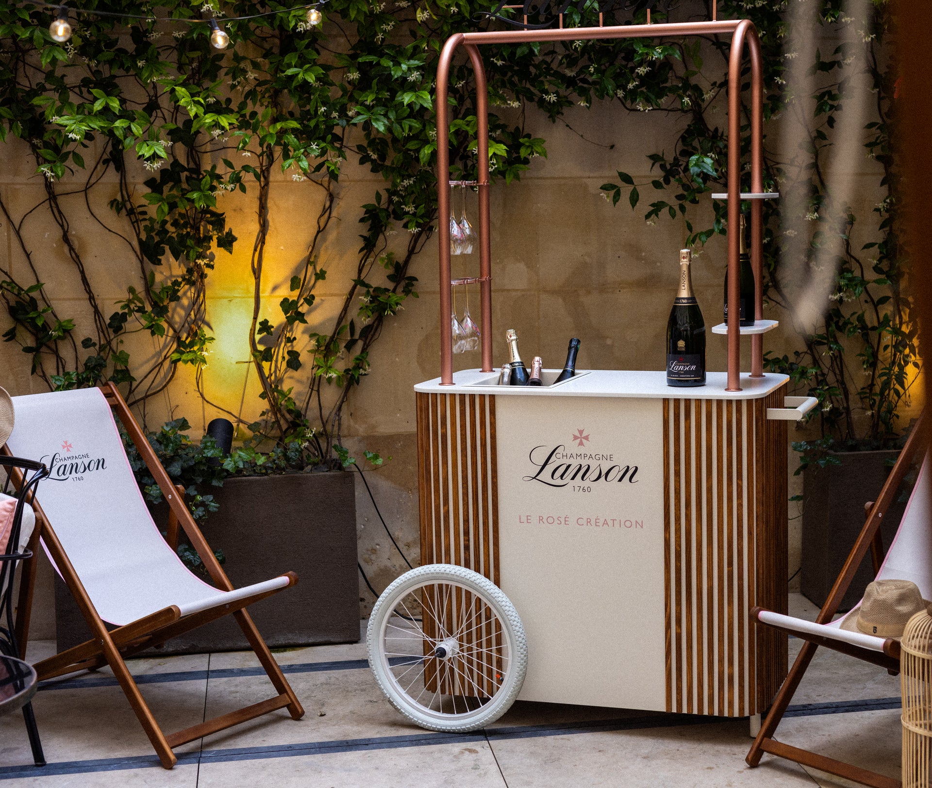 Editorial visual Lanson