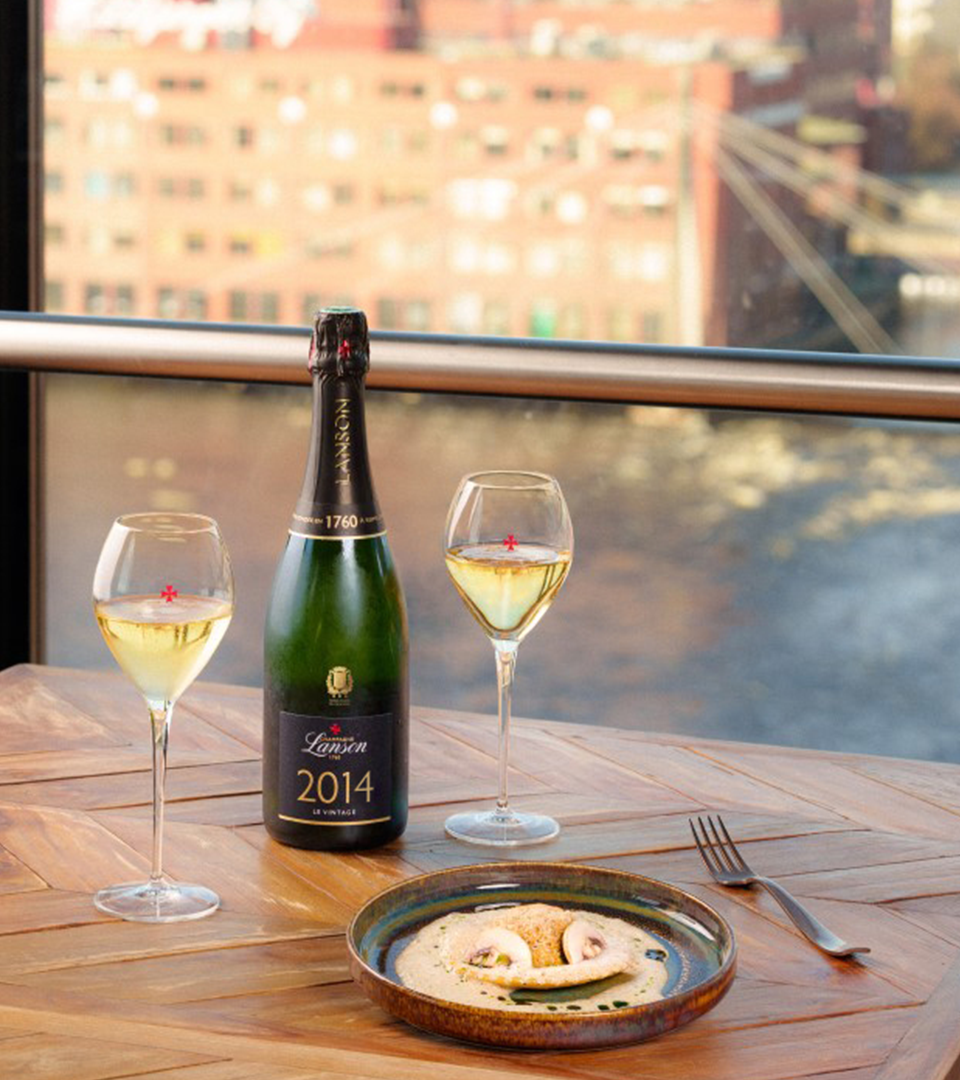 Visual editorial house Lanson